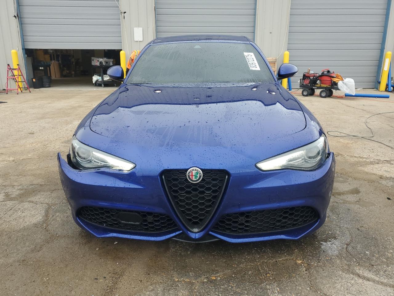 Alfa Romeo Giulia Image 10