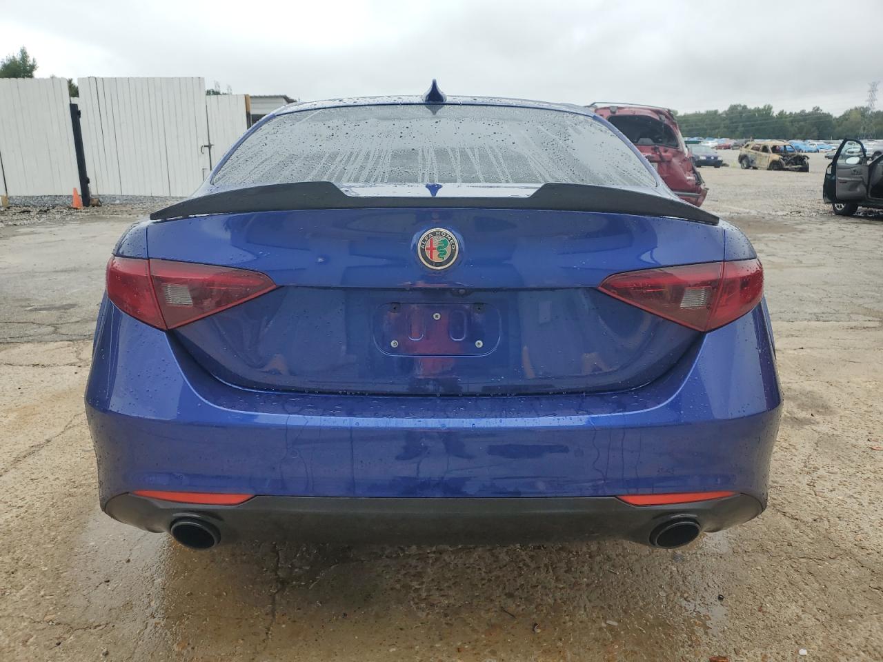 Alfa Romeo Giulia Image 4