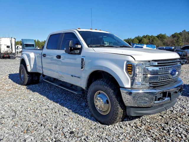 Ford F-350 Super Duty Image 7