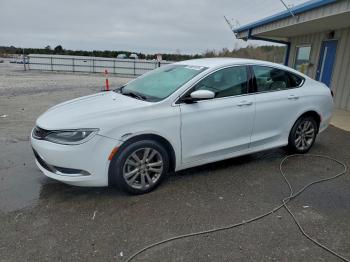  Salvage Chrysler 200