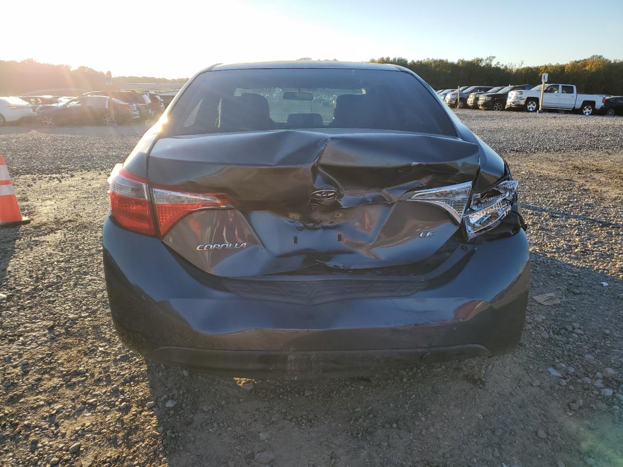 Toyota Corolla L Image 5