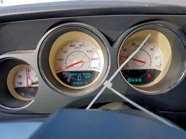 Dodge Challenger Sxt Image 8