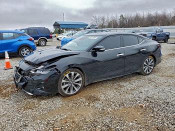  Salvage Nissan Maxima