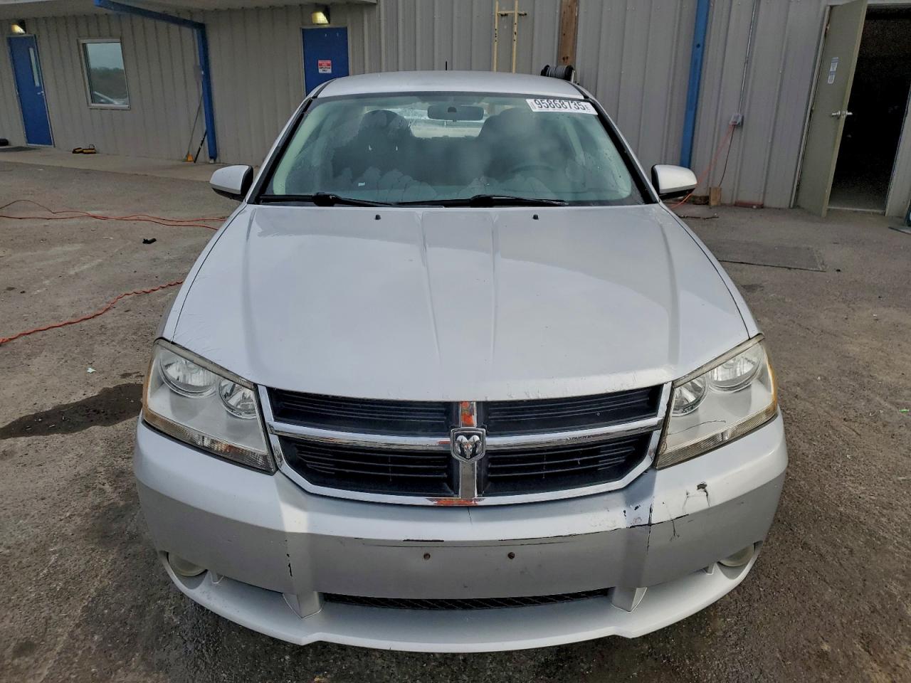Dodge Avenger Sxt Image 3