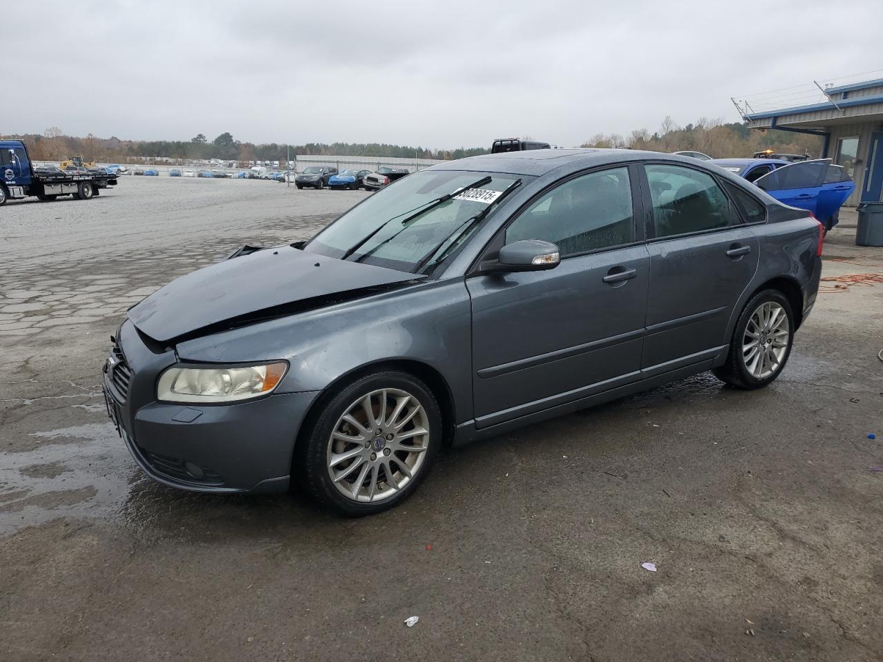 Volvo S40 2.4i Image 1