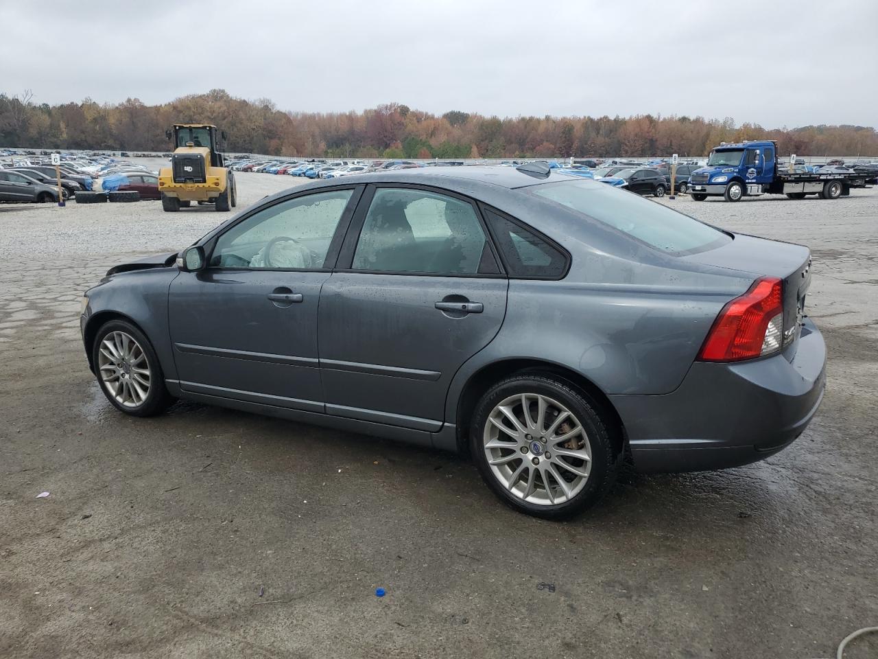 Volvo S40 2.4i Image 12