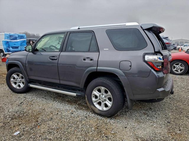 Toyota 4Runner Sr5 Image 8