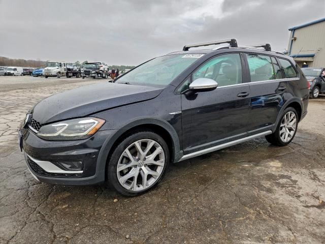  Salvage Volkswagen Golf