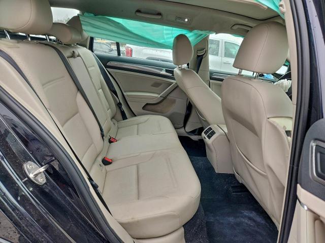 Volkswagen Golf S Image 8