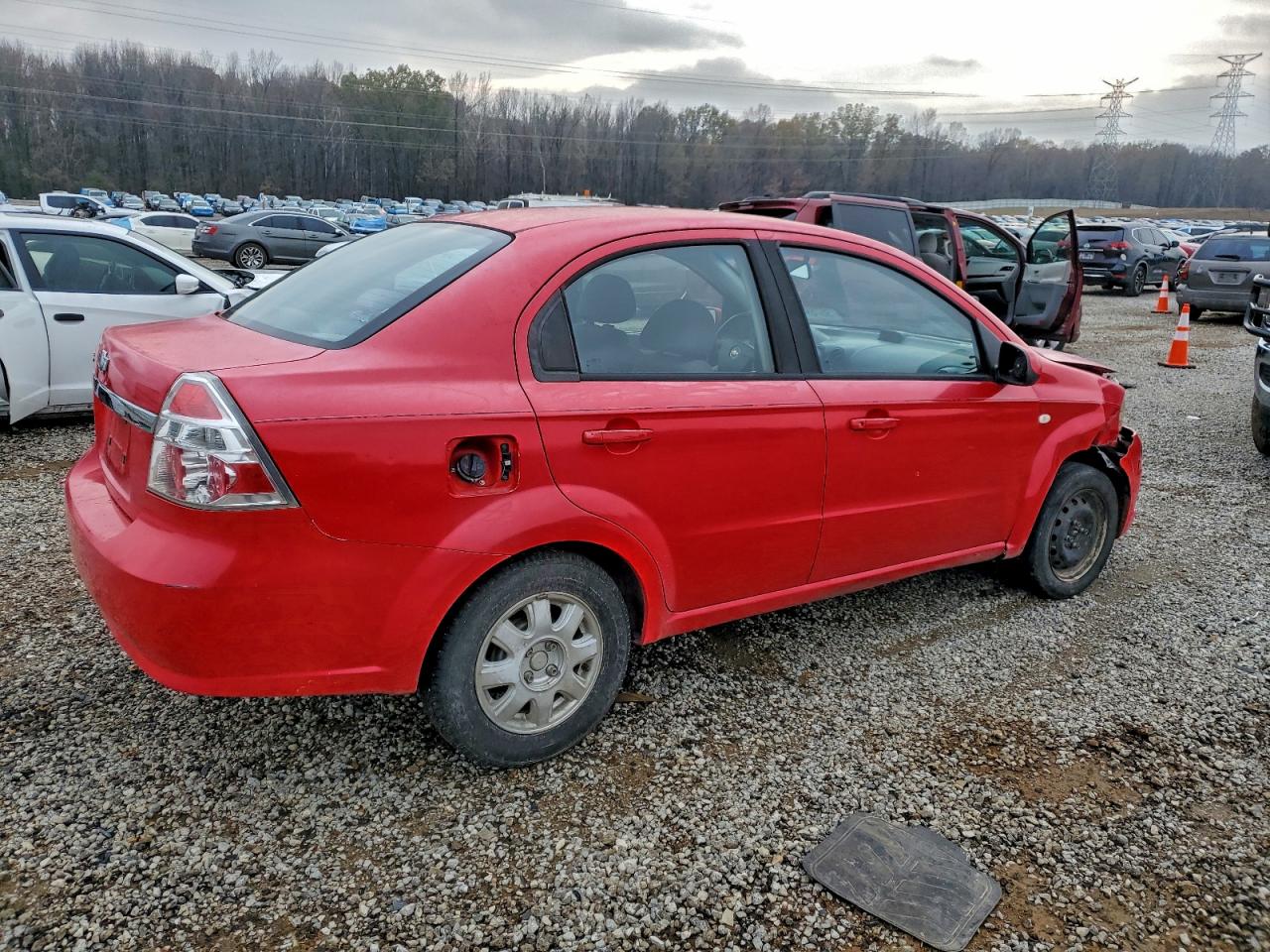 Chevrolet Aveo Base Image 4