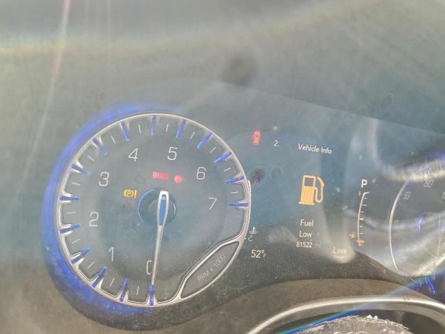 Chrysler Pacifica Touring Image 4