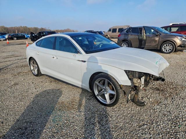 Audi A5 Premium Plus S-line Image 4