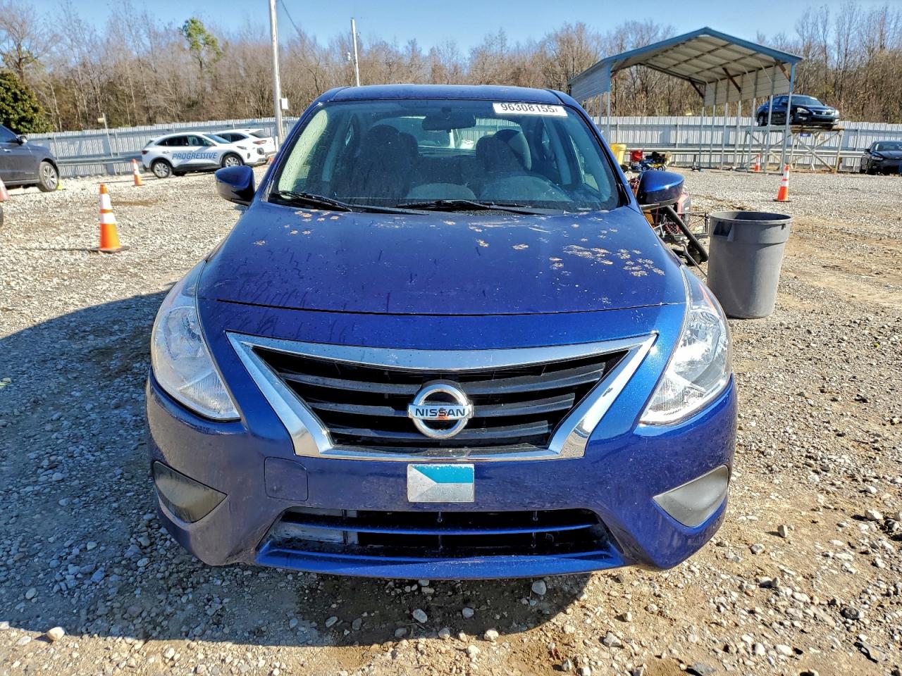 Nissan Versa S Image 7