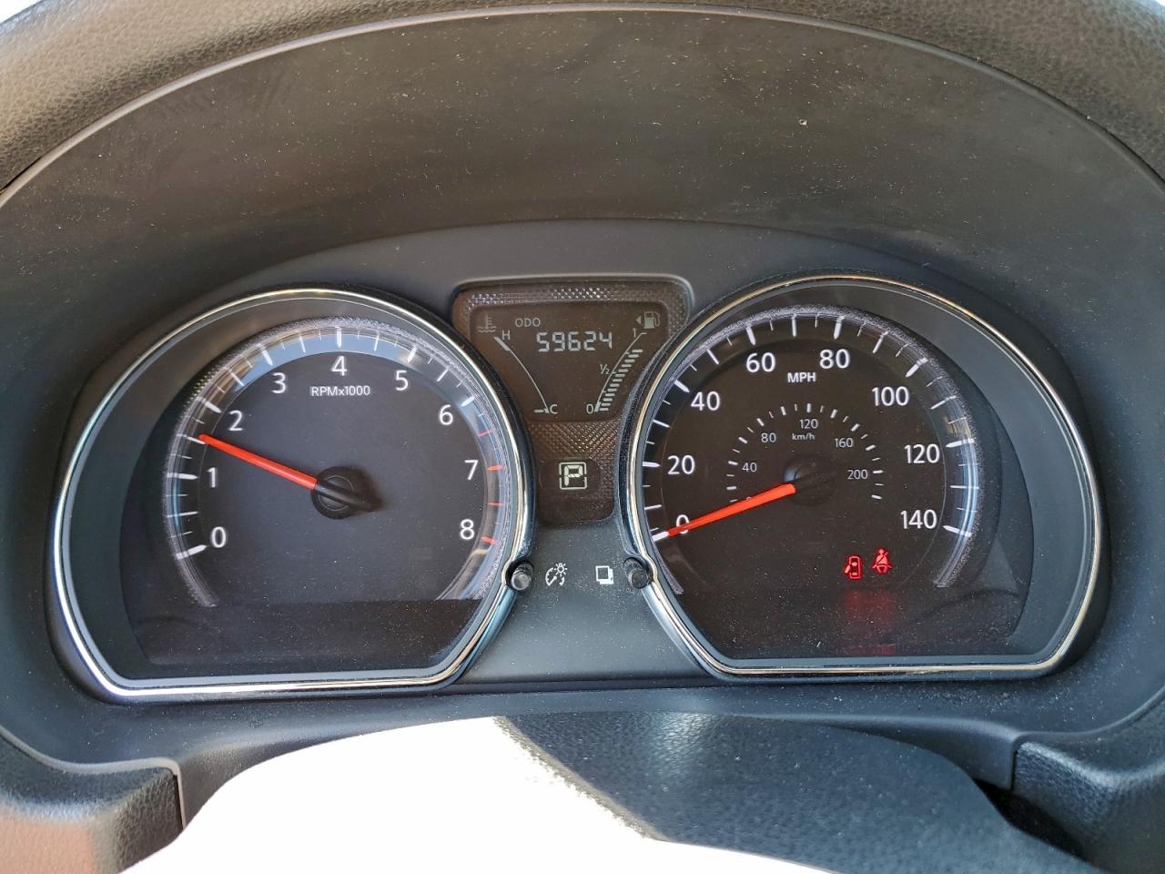 Nissan Versa S Image 11