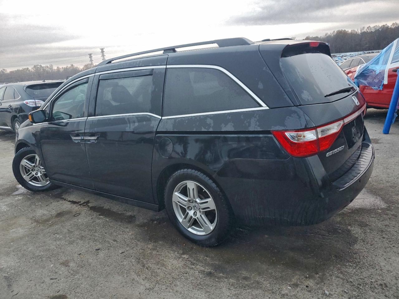 Honda Odyssey Touring Image 13