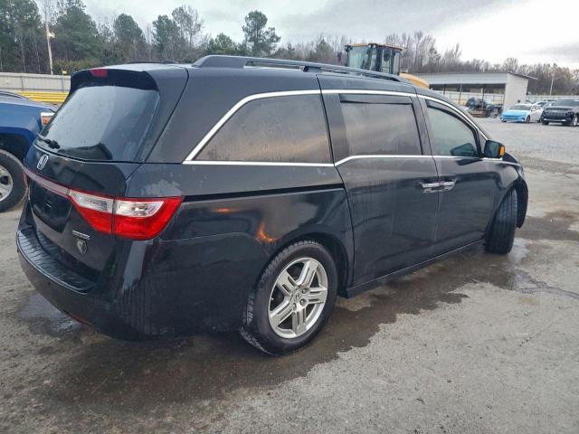 Honda Odyssey Touring Image 8