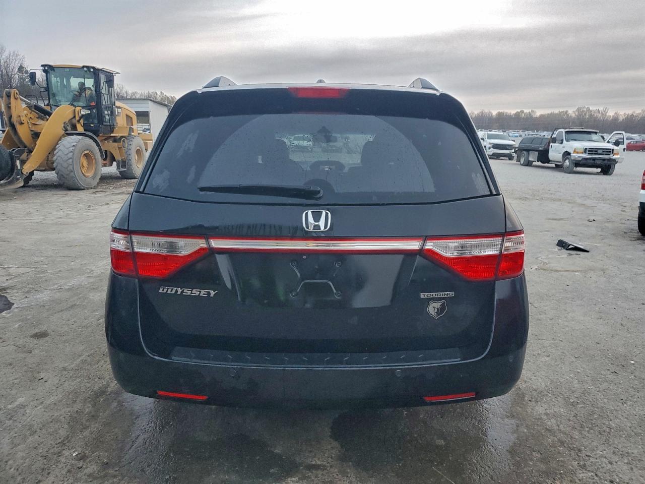 Honda Odyssey Touring Image 5