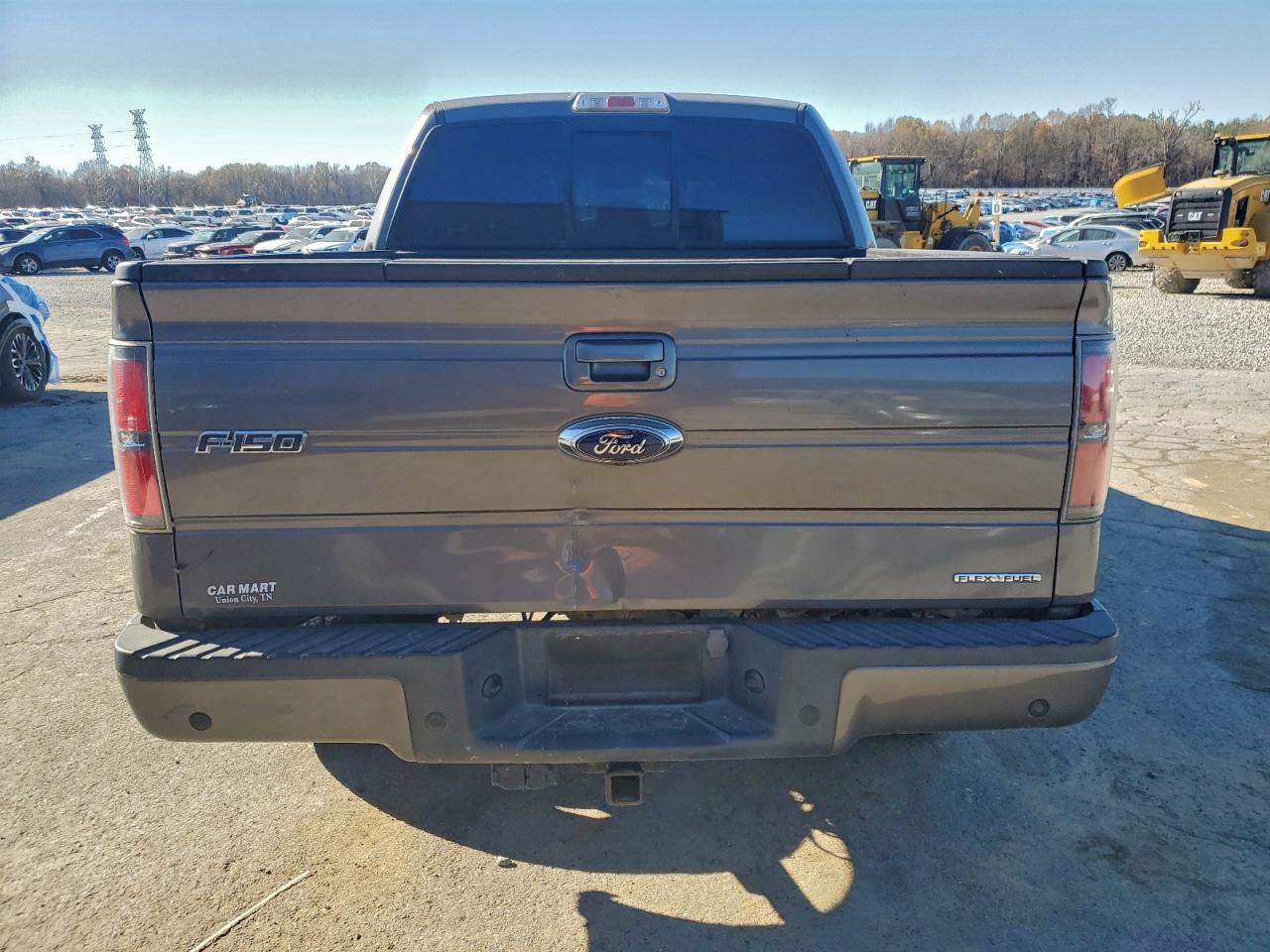 Ford F-150 Supercrew Image 12