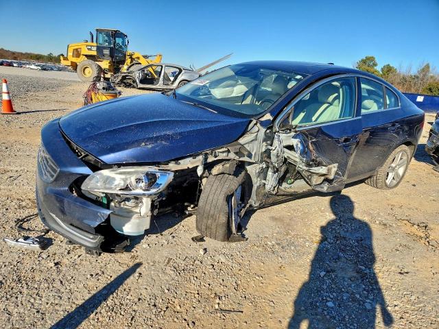  Salvage Volvo S60