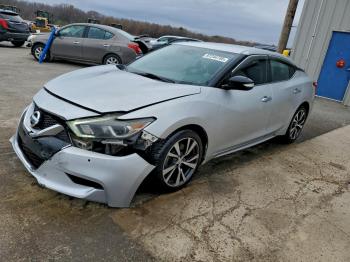  Salvage Nissan Maxima