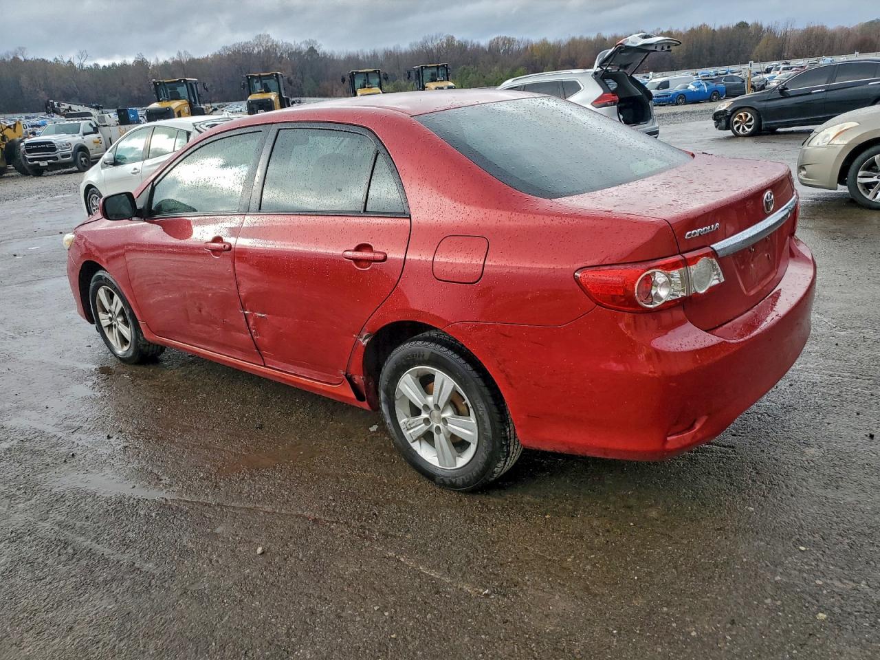 Toyota Corolla Base Image 3