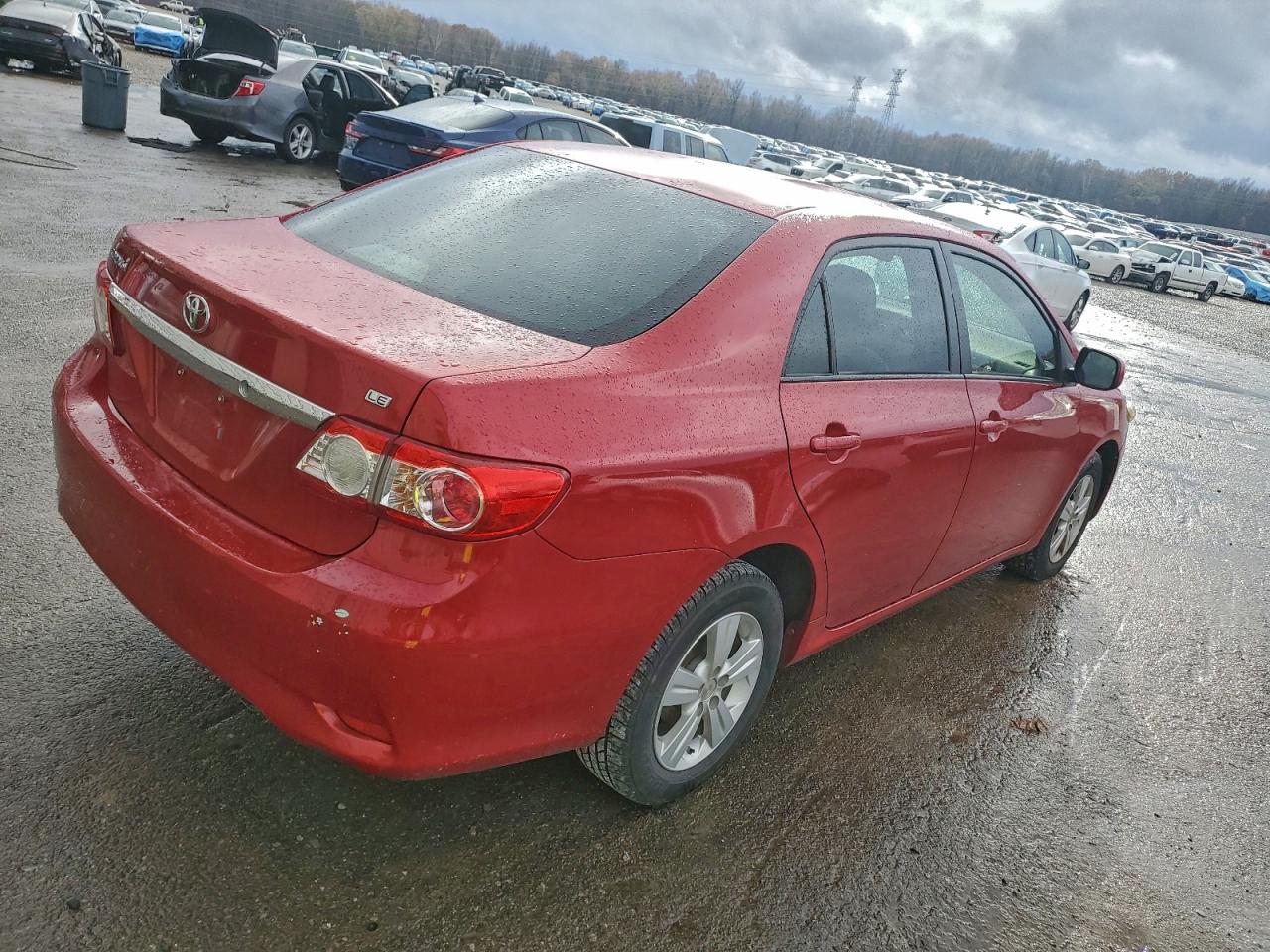 Toyota Corolla Base Image 2