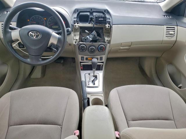 Toyota Corolla Base Image 11