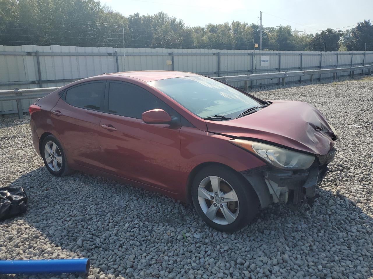 Hyundai ELANTRA Gls Image 2