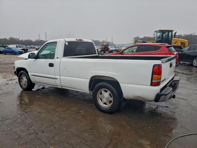 GMC Sierra C1500 Image 2