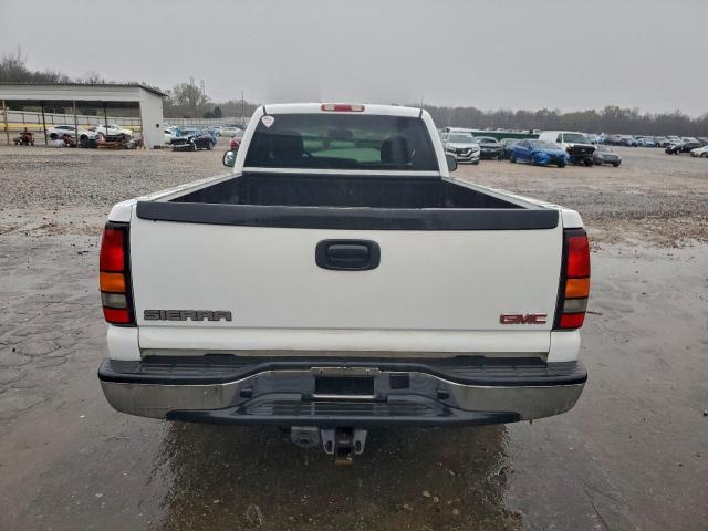 GMC Sierra C1500 Image 6