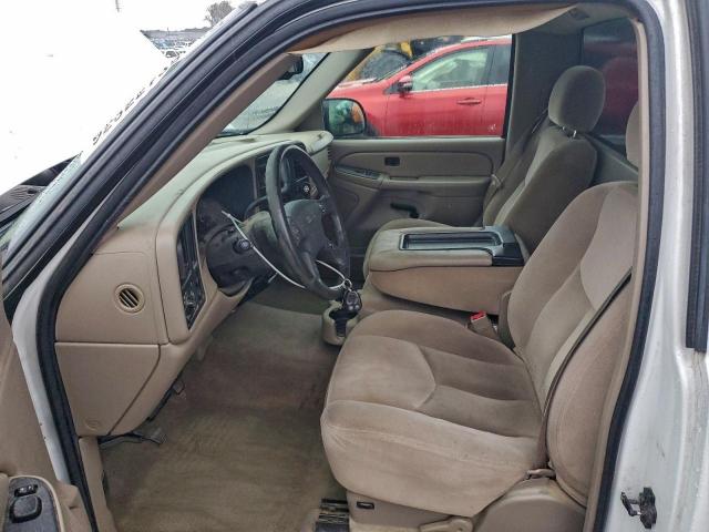 GMC Sierra C1500 Image 3