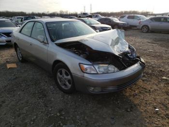  Salvage Lexus Es