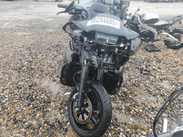 Harley-Davidson Fltrk Image 8