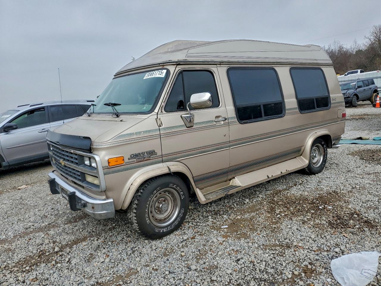 Chevrolet G20 Image 1