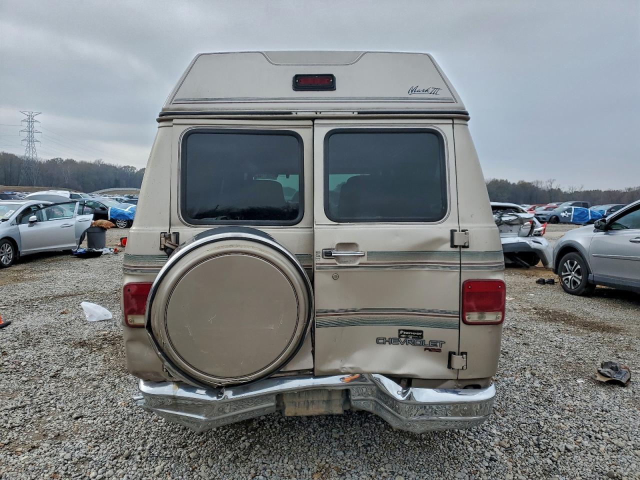 Chevrolet G20 Image 2