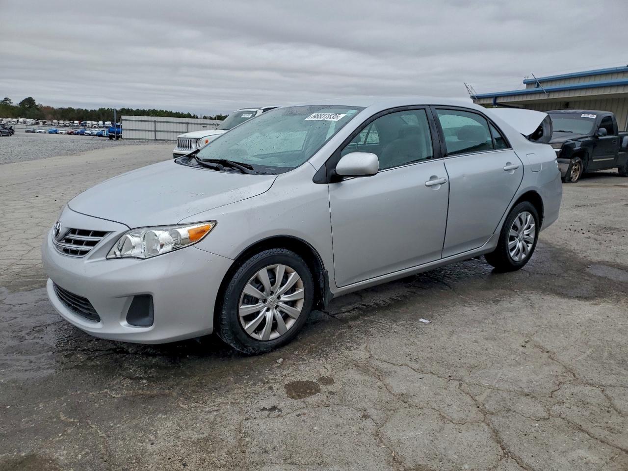 Toyota Corolla Base Image 1