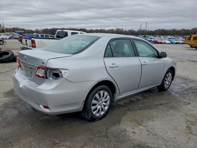 Toyota Corolla Base Image 4