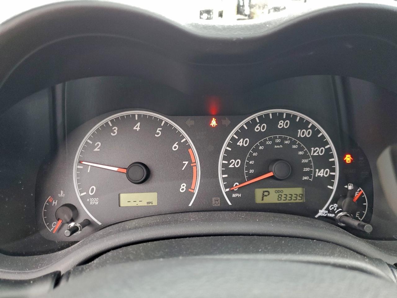 Toyota Corolla Base Image 8