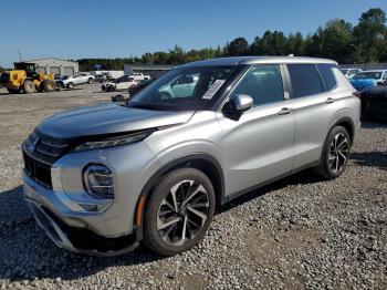  Salvage Mitsubishi Outlander