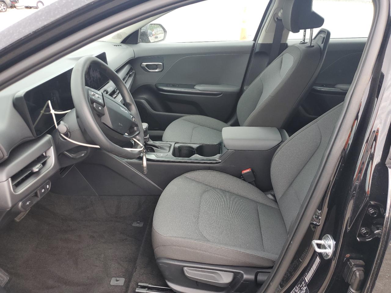 Kia K4 Lx Lx Image 4