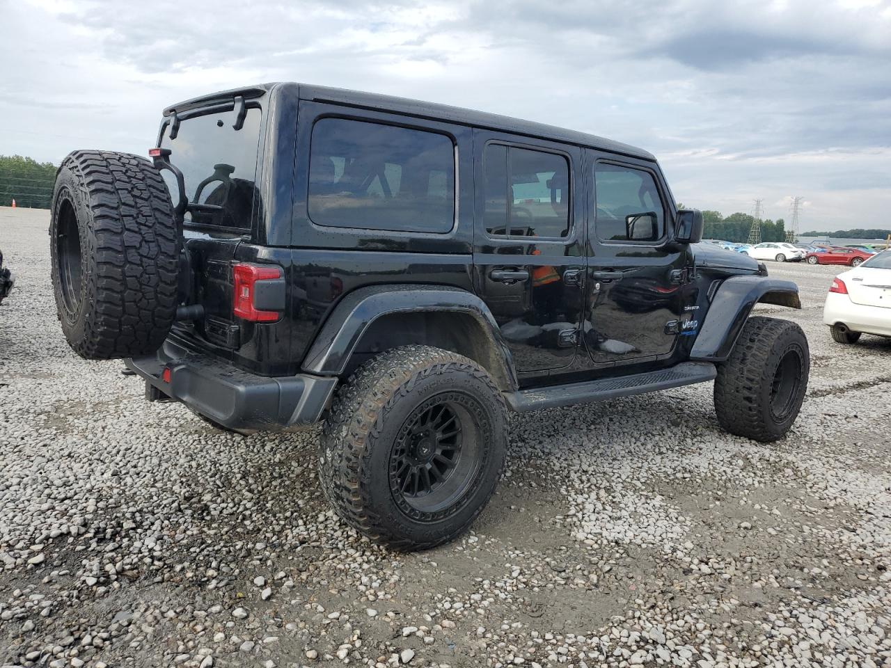 Jeep Wrangler Sahara 4xe Image 3