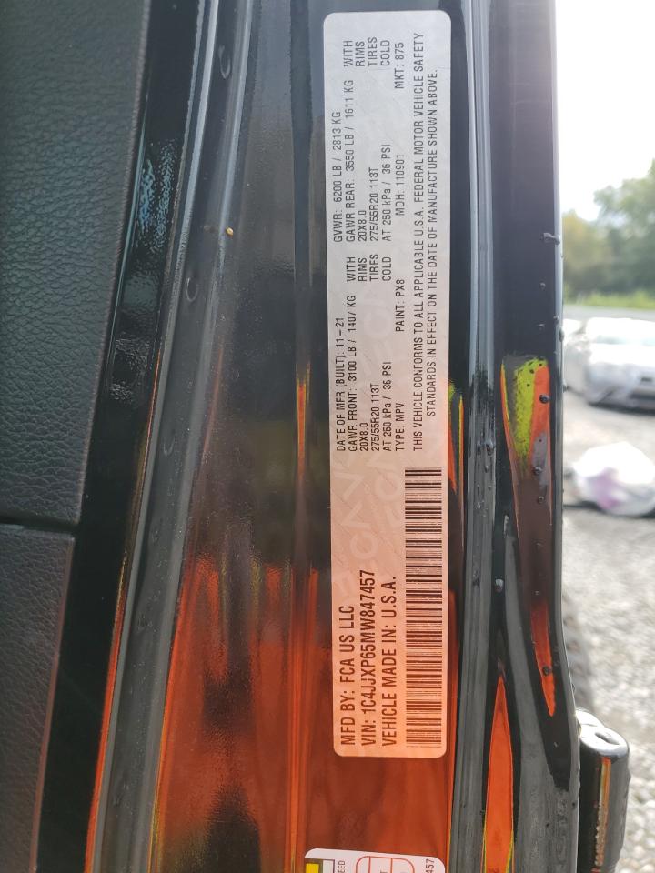 Jeep Wrangler Sahara 4xe Image 4