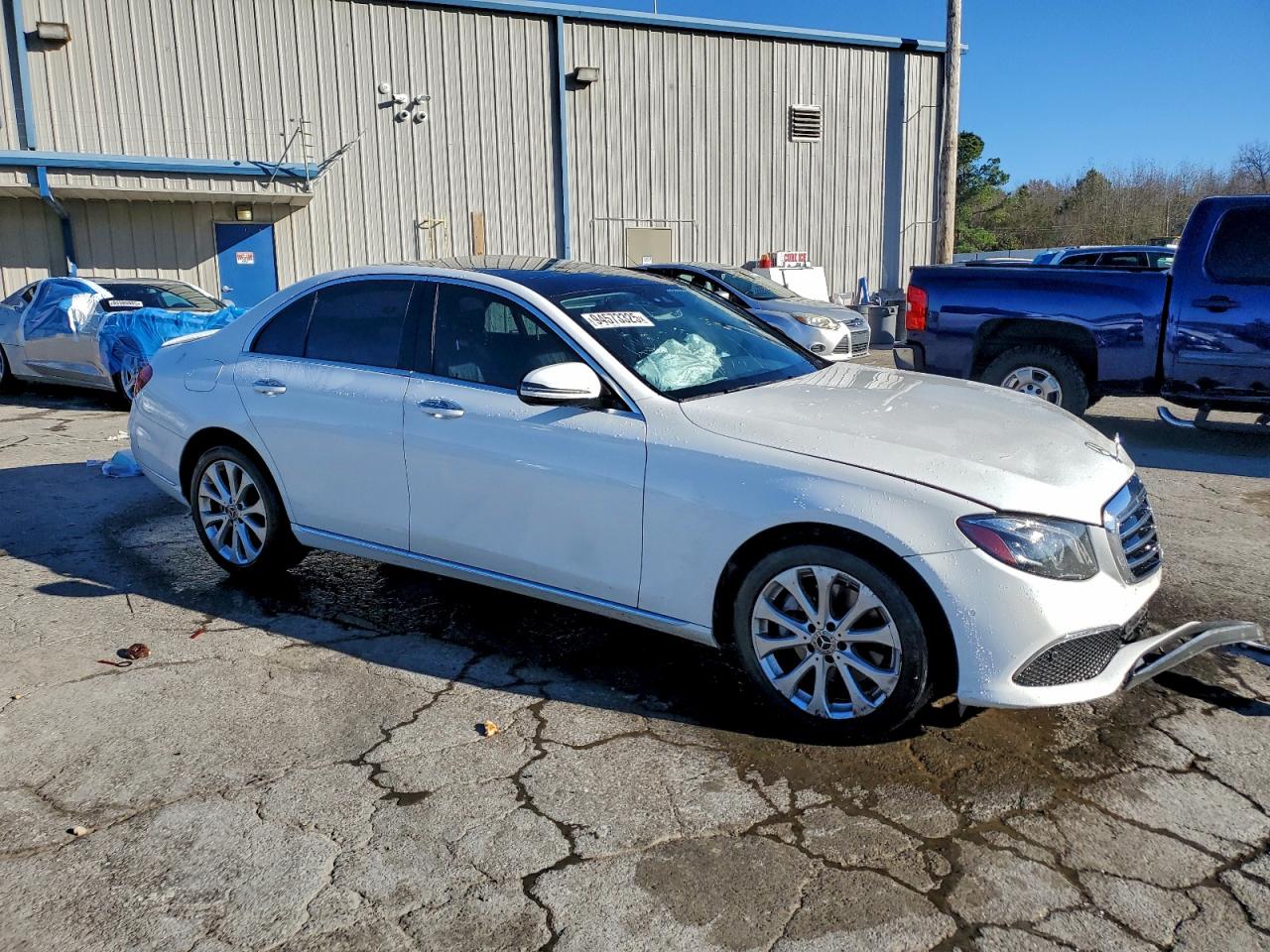 Mercedes-Benz E-Class 300 4matic Image 6