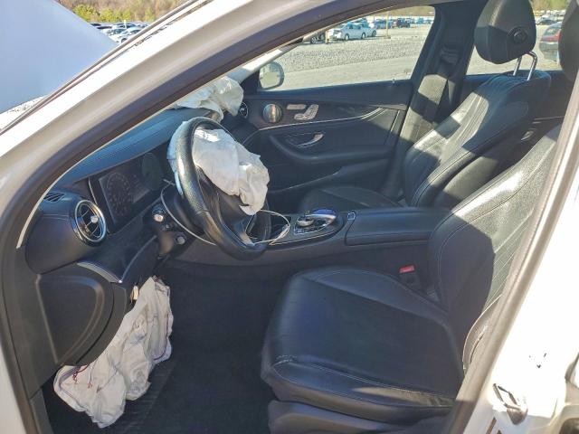 Mercedes-Benz E-Class 300 4matic Image 5