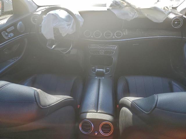 Mercedes-Benz E-Class 300 4matic Image 4