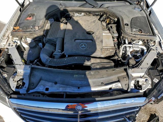 Mercedes-Benz E-Class 300 4matic Image 12