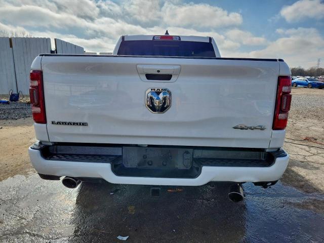 Ram 1500 Laramie Image 6