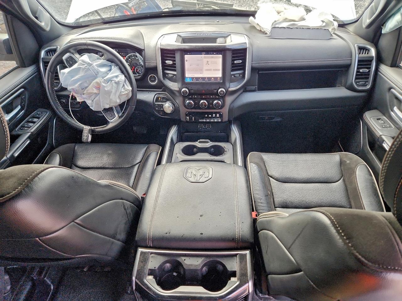 Ram 1500 Laramie Image 7