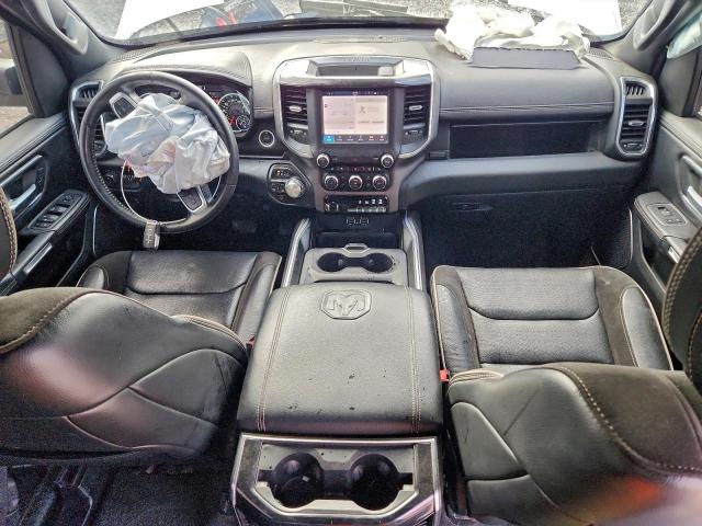 Ram 1500 Laramie Image 7