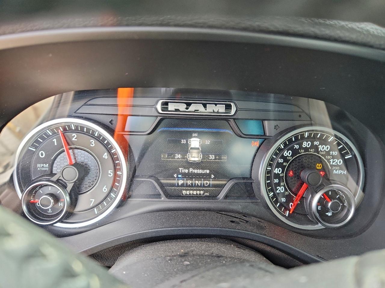 Ram 1500 Laramie Image 3